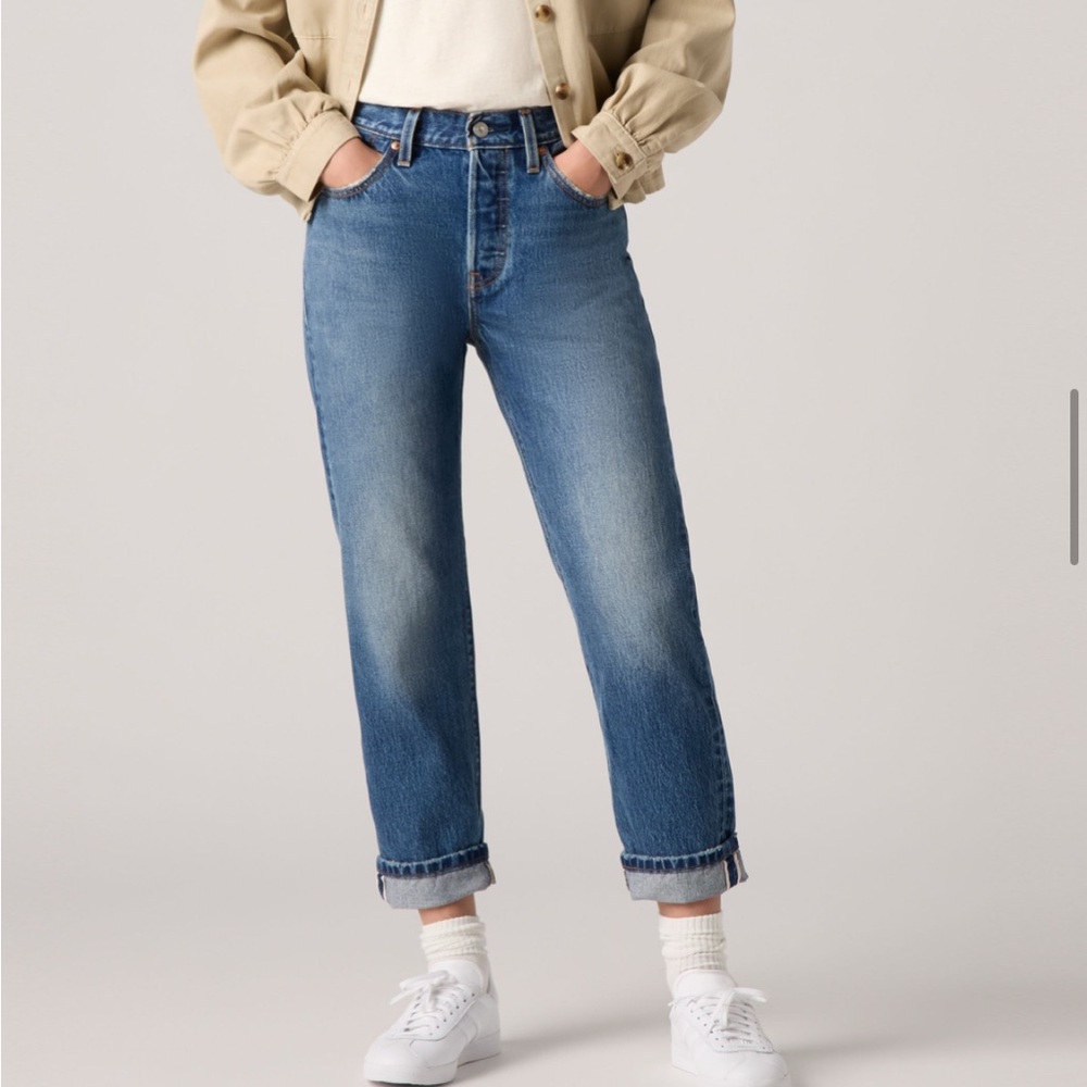 Levi's Women's Straight Leg Blue Jeans